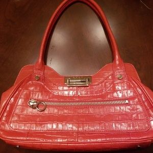 MAXX New York small shoulder satchel